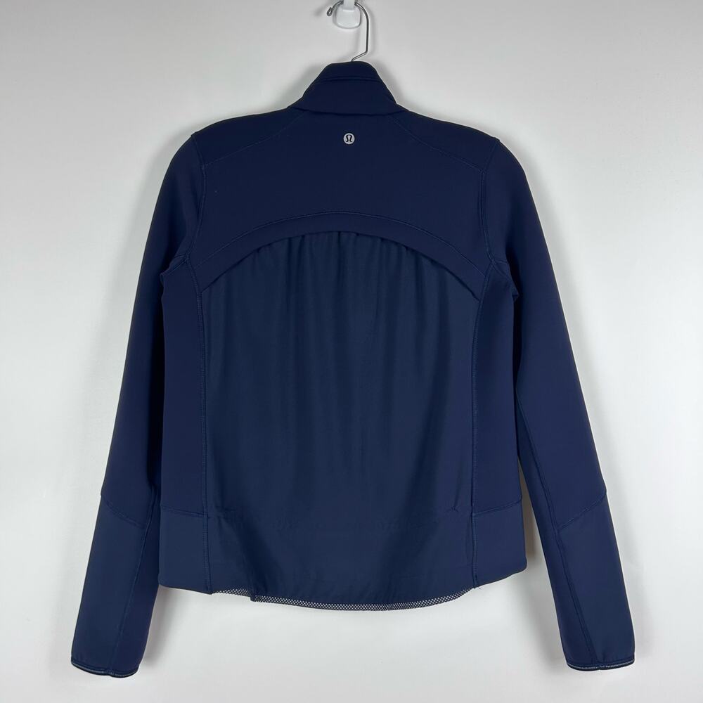 Lululemon Cardio Squad Jacket Midnight Blue Running Walking Women’s Size 4 - Picture 8 of 11